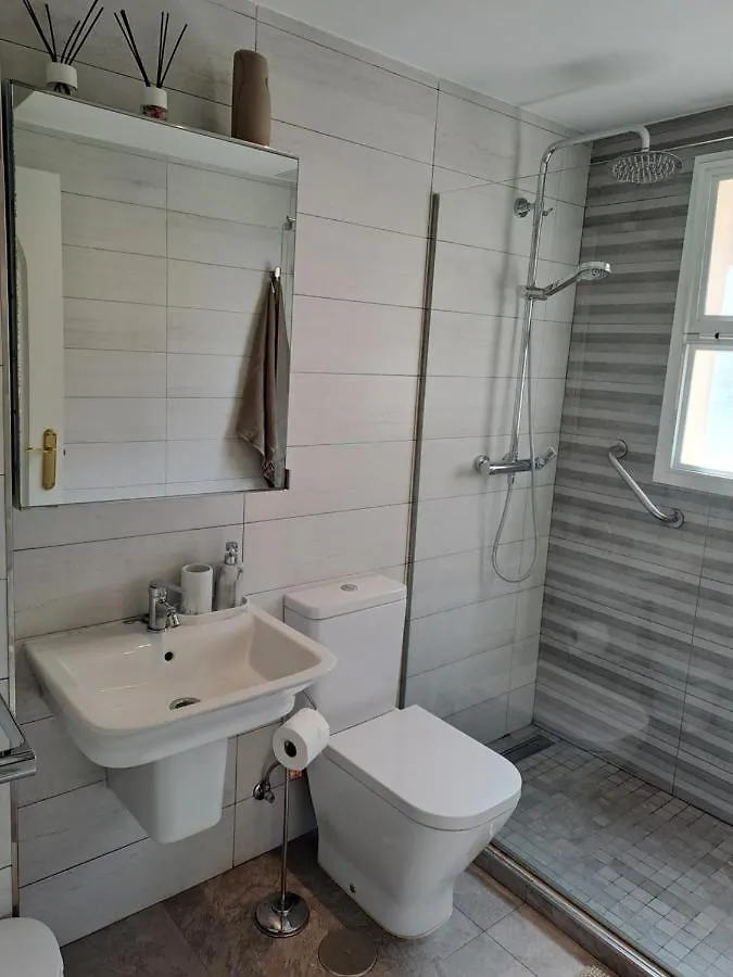 شقة Apartamento فوينخيرولا